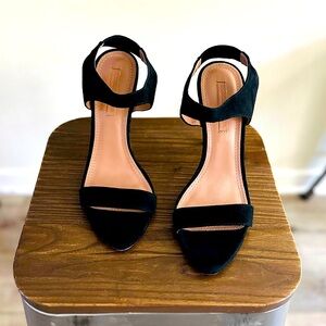 Suede BCBG Sandals ♥️
